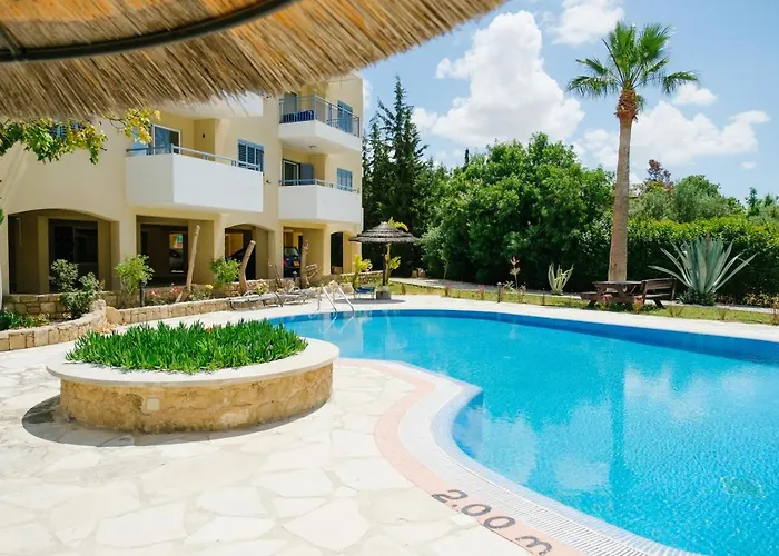 Hermes Gardens 2 Bedroom Sea View Flat In Paphos