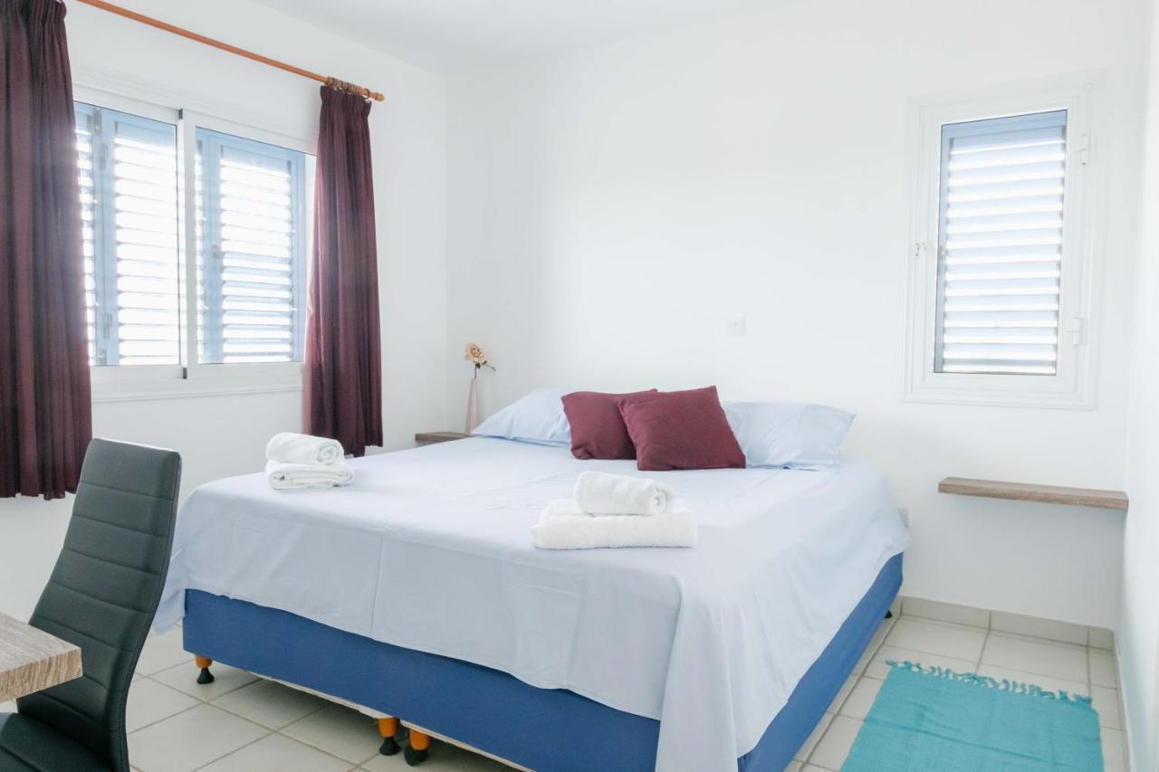 Hermes Gardens 2 Bedroom Sea View Flat In Apartment Paphos